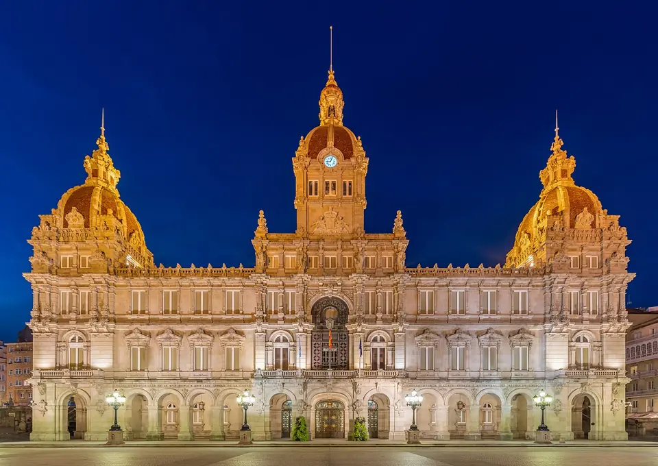 Ayuntamiento en la plaza de María Pita