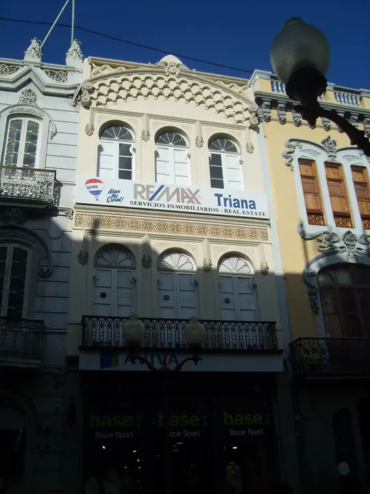 Fachadas en la calle de Triana