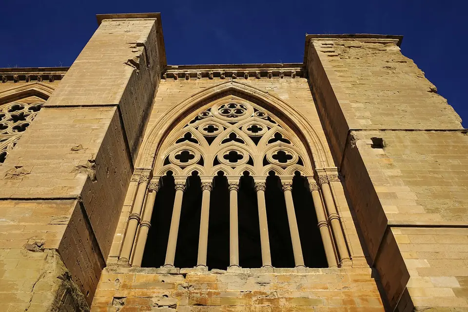Ventanal de la Seu Vella